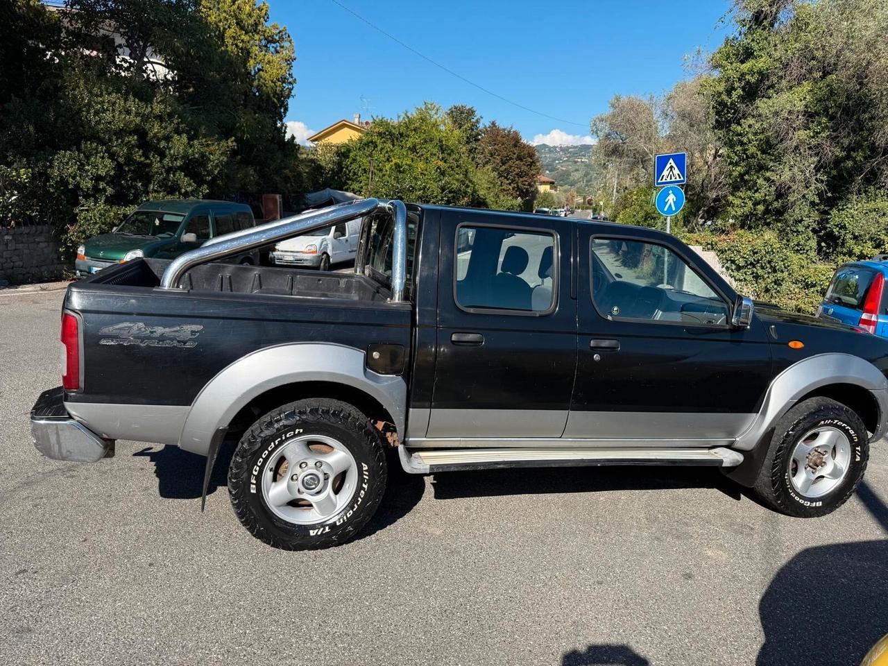 Nissan Pick Up Pick-up 2.5 TD 4 porte Double Cab Navara