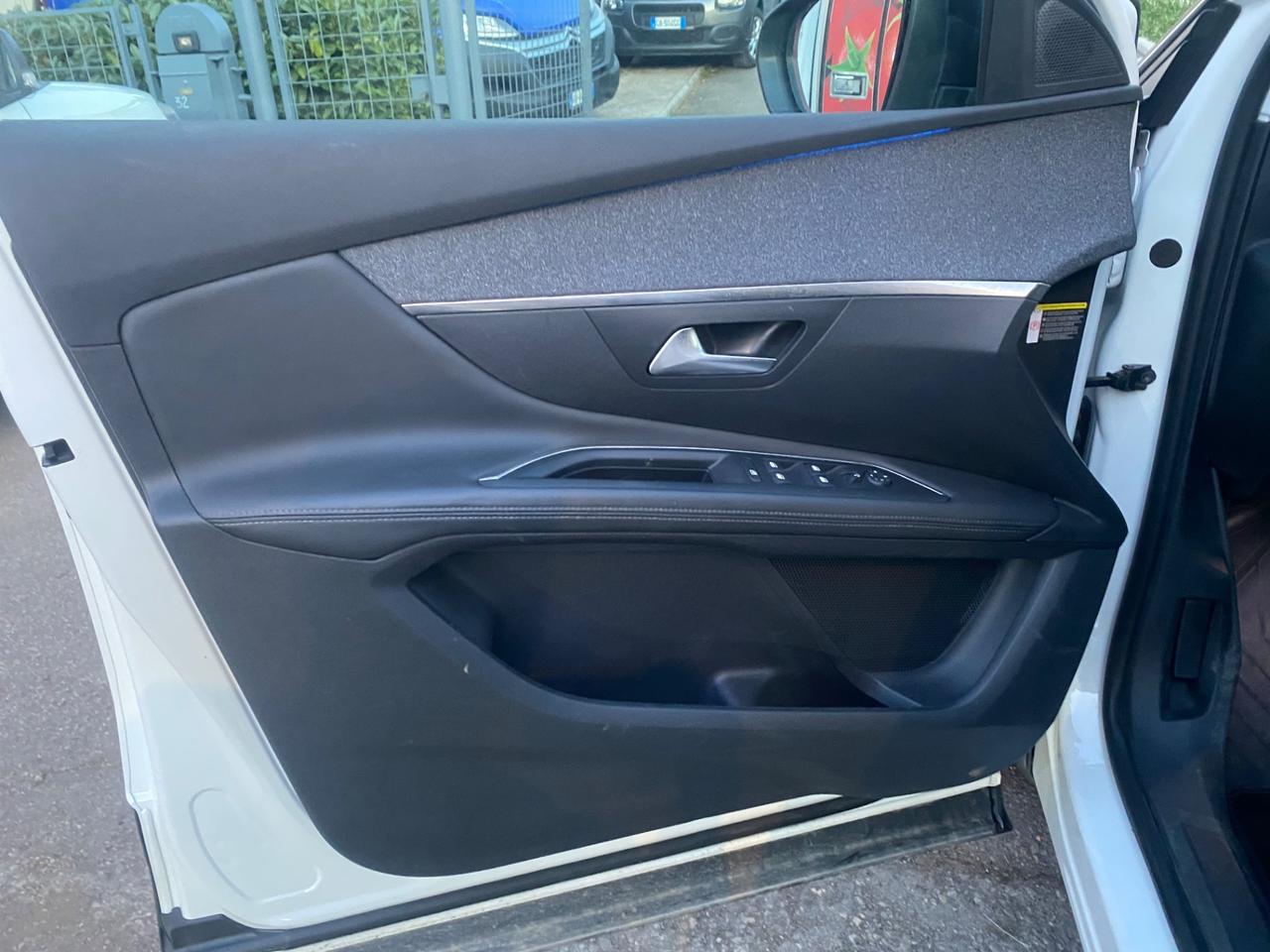 3008 PureTech Turbo 130 S&S Allure