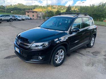 Volkswagen Tiguan 110 cavalli neo patentati- 2 ruote motrici tdi - unico proprietario- ottime condizioni- tagliandata
