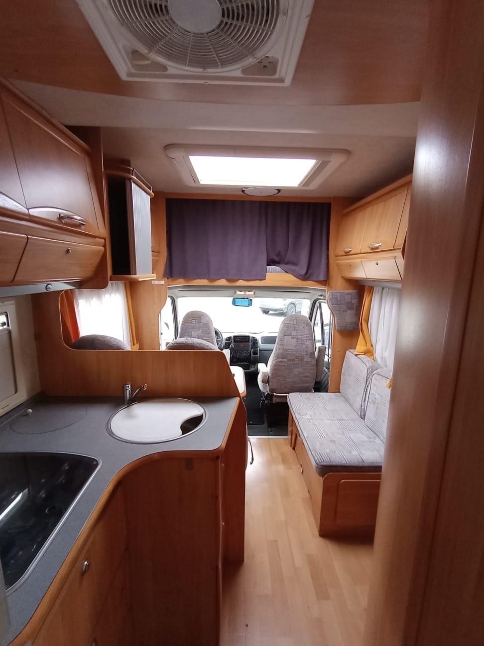 MANSARDATO adria CORAL del 2005 in saldo 733