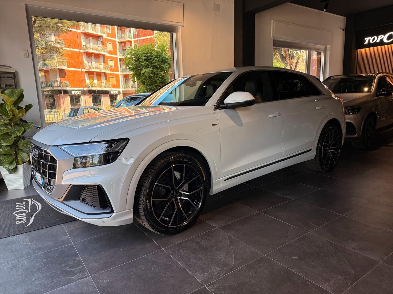 Audi Q8 50 TDI 286 CV quattro tiptronic Sport