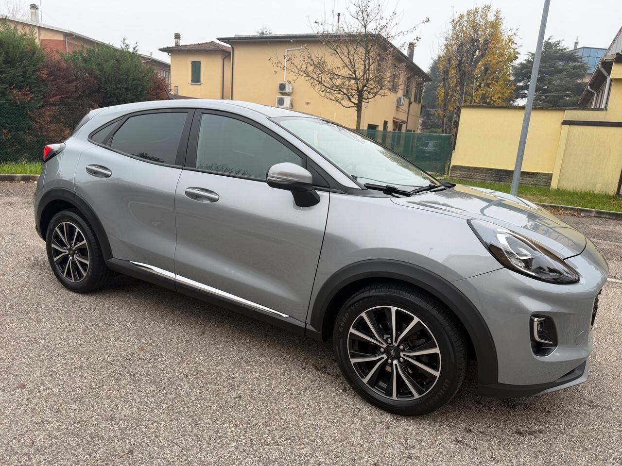 Ford Puma 1.0 - NEOP. - NAV. - 12 MESI DI GARANZIA -