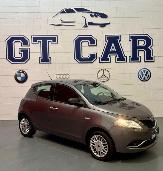 LANCIA Ypsilon 1.2 69 CV 5 porte Silver