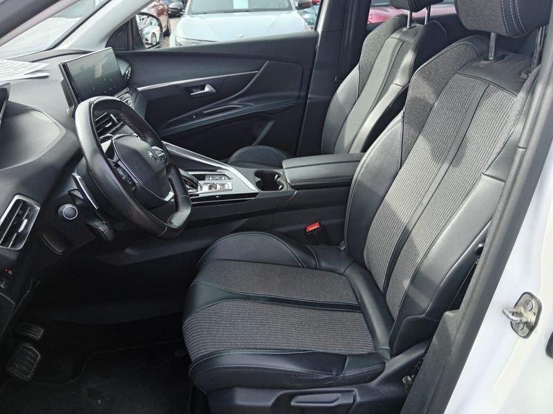 Peugeot 3008 BlueHDI 130 EAT8 S&S Allure Pack - Autocarro N1