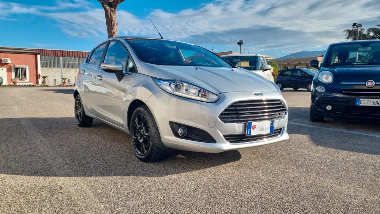 Ford Fiesta 1.5 TDCi 75CV 5 porte Titanium