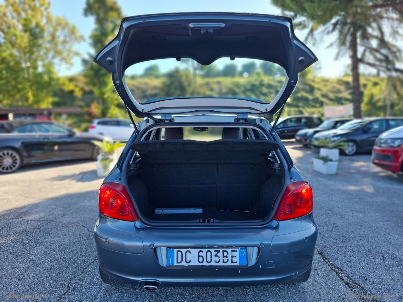 PEUGEOT 307 2.0 16V HDi FAP 5p. Féline