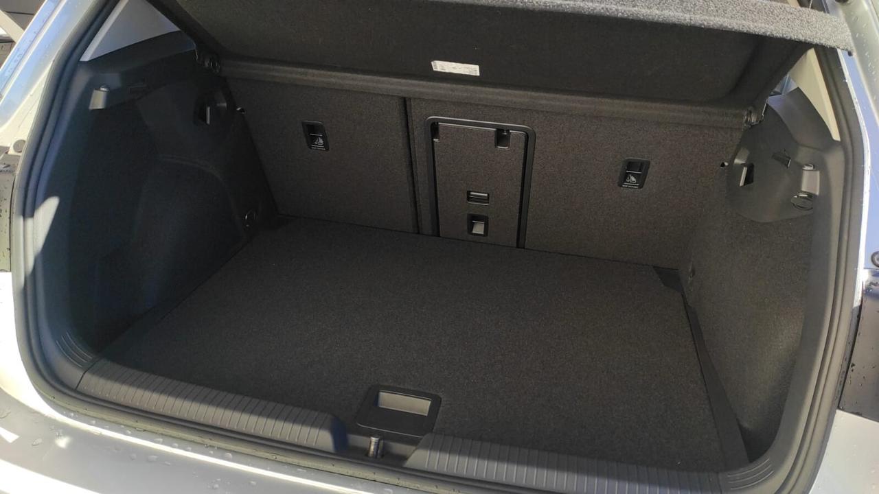 VOLKSWAGEN GOLF 8 VIII 2.0 TDI 150CV DSG