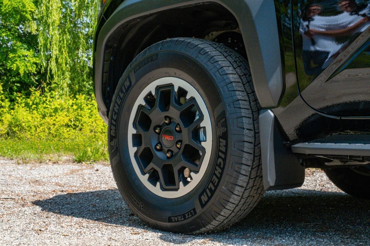 Toyota 4-Runner TRD Off-Road Hybrid