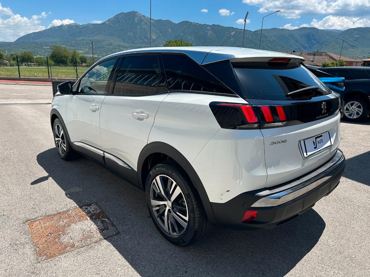 Peugeot 3008 3008 1.5 bluehdi Allure Pack s&s 130cv eat8