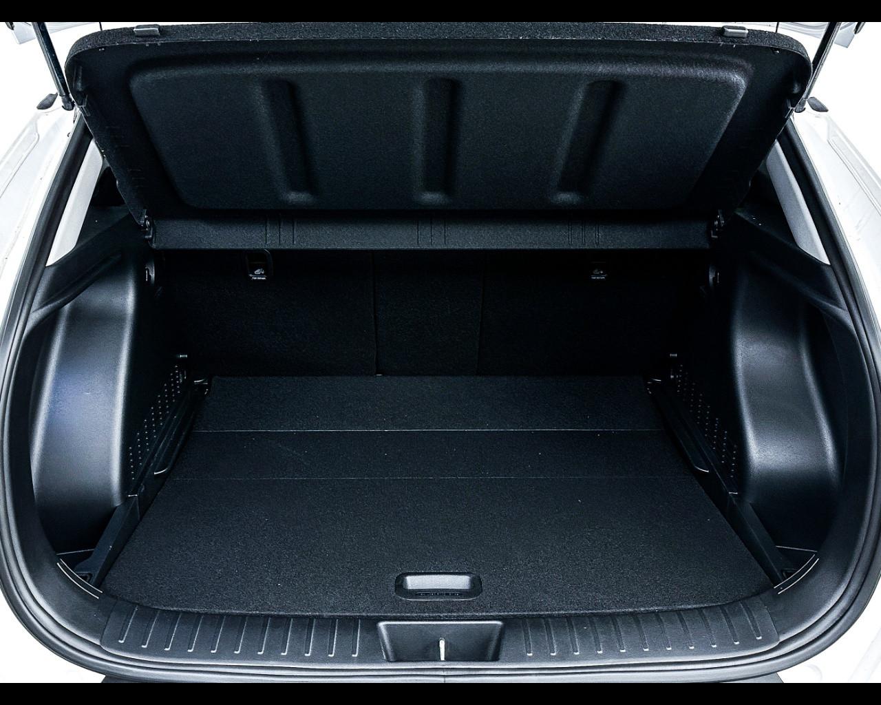 HYUNDAI KONA ICE MY25 1.0T 48V MT XLINEPLUS