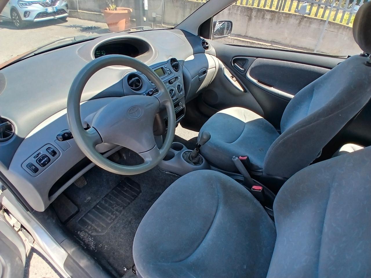 Toyota 1.0i 16V cat 3 porte Sol