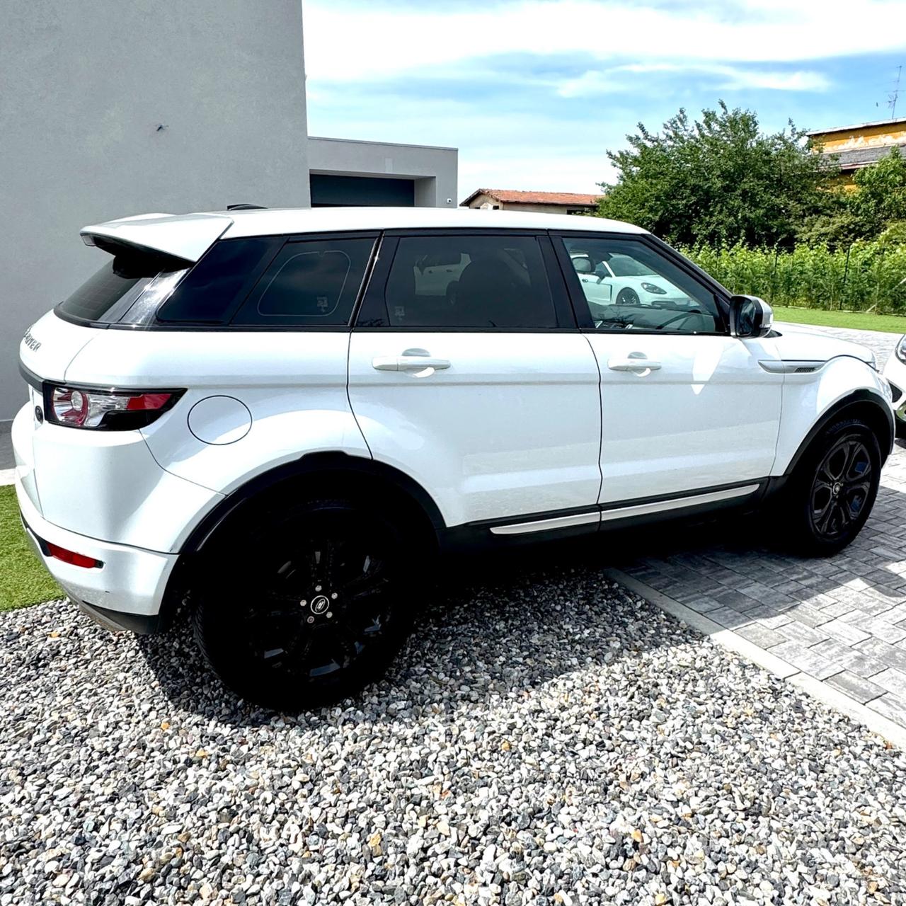 Land Rover Range Evoque 2.2 TD4 5p. Dynamic