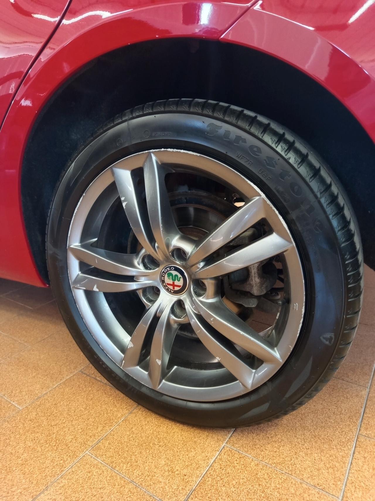 Alfa Romeo Giulietta 1.6 JTDm 120 CV Super ok neopatentati