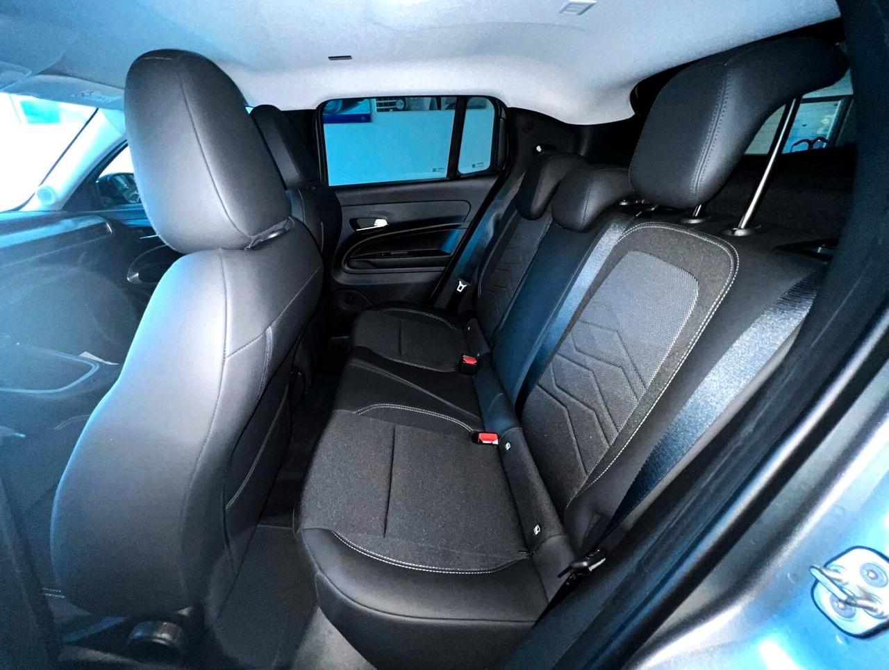 Jeep Avenger 1.2 Turbo 110 CV MHEV Summit