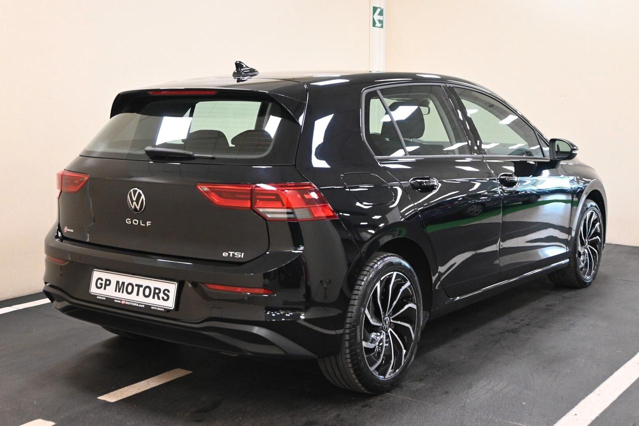 VOLKSWAGEN Golf 8ª serie Golf 1.0 eTSI EVO DSG...