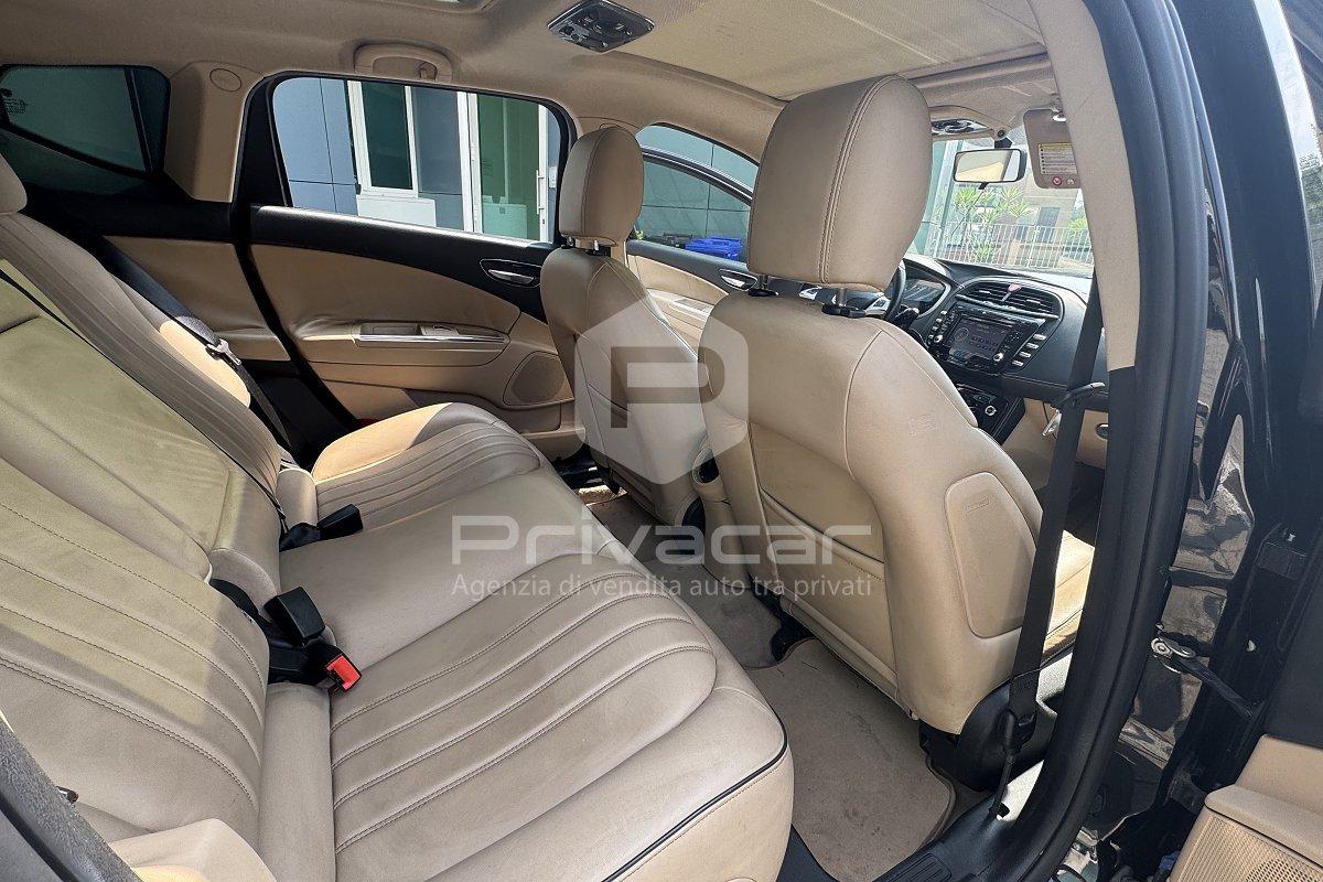 LANCIA Delta 1.8 Di Turbo-Jet Sportronic Hard Black