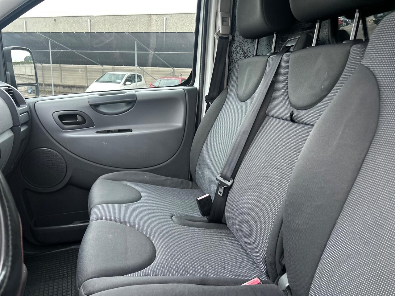 Peugeot Expert 2.0 HDi 120CV