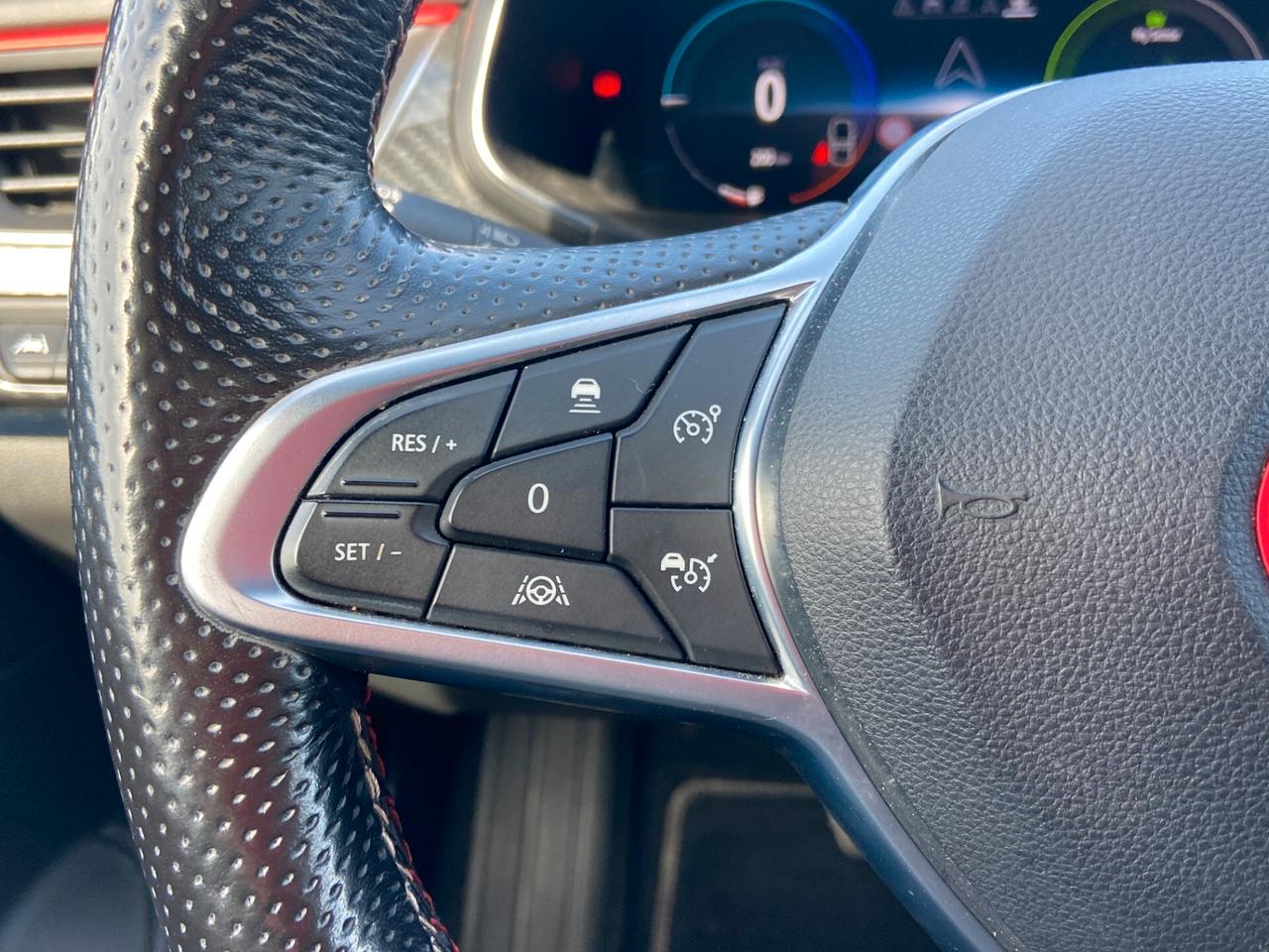 Renault Arkana 1.6 E-Tech full hybrid R.S. Line 145cv