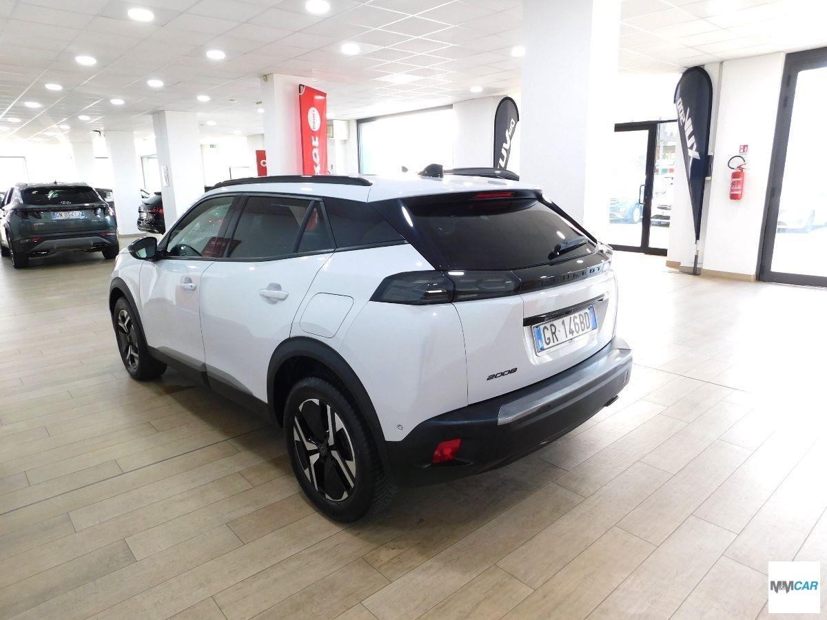 PEUGEOT - 2008 - BlueHDi 130 S&S EAT8 Allure