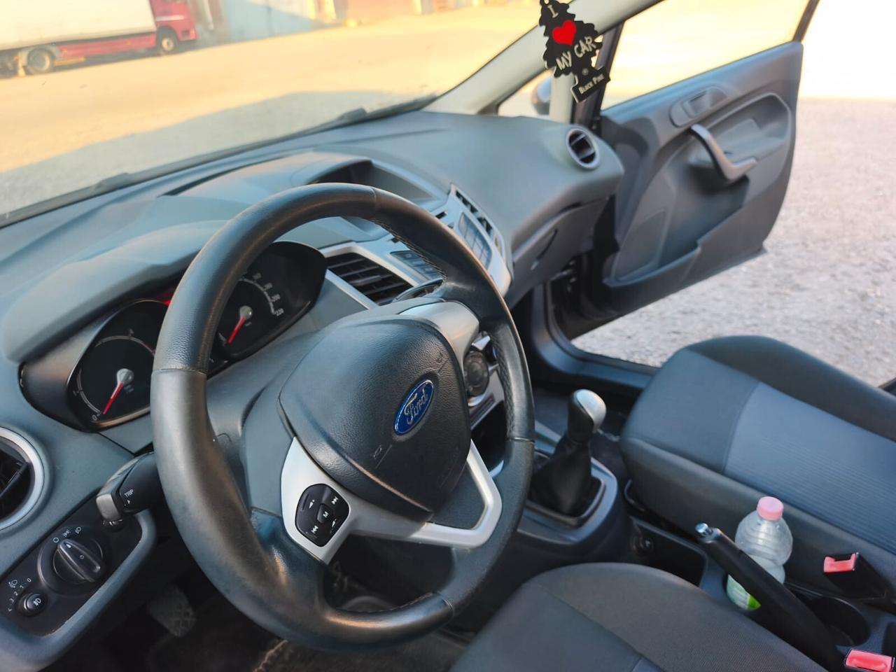 Ford Fiesta 2011----1.4 Diesel Neopatentati