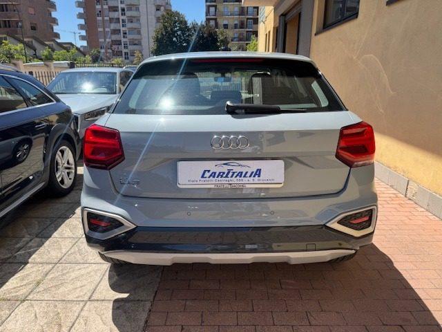 AUDI Q2 30 TDI S tronic Business Plus