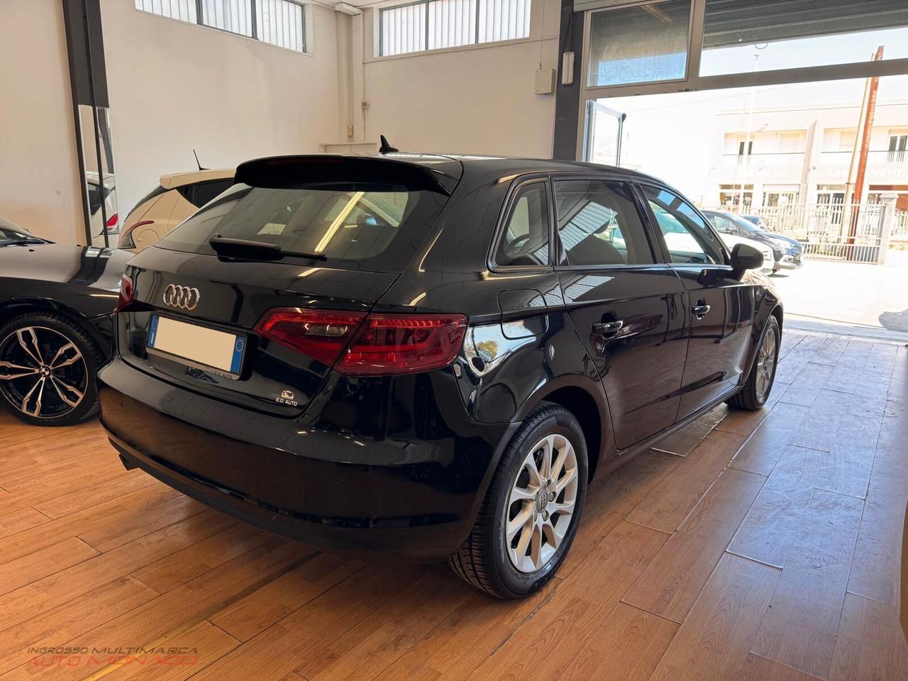 Audi A3 1.6 TDI 105cv Business 2014