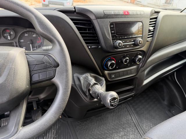 IVECO Daily 35S12V 2.3 HPT PM-SL-TA Furgone