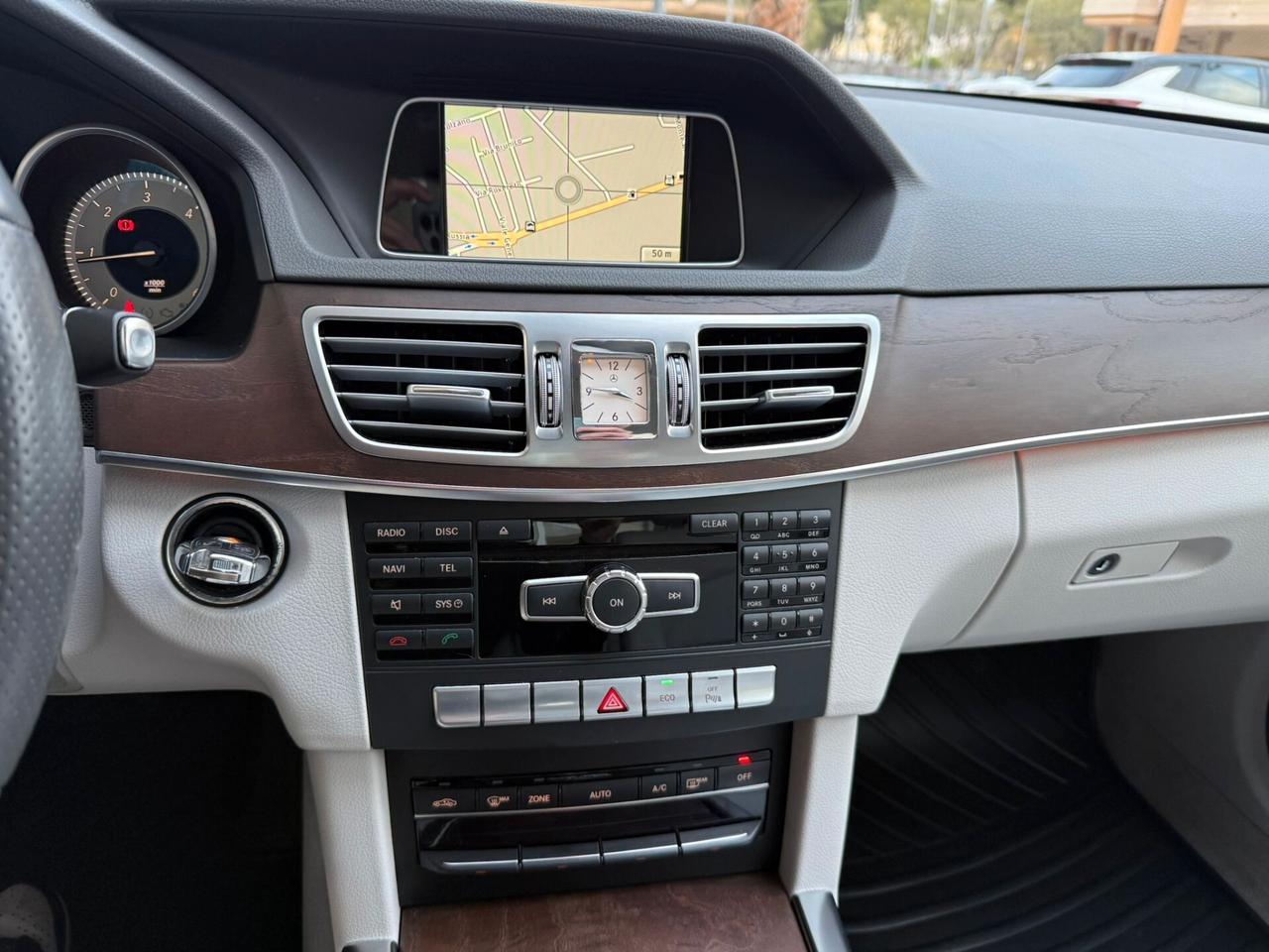 Mercedes-benz E 220 BlueTEC Executive