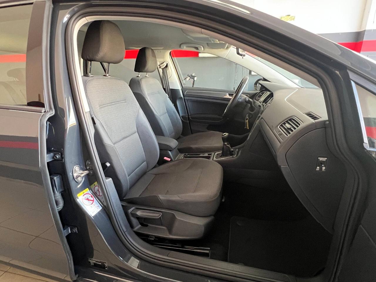 Volkswagen Golf 1.6 TDI 115 CV 5p. Business BlueMotion Technology