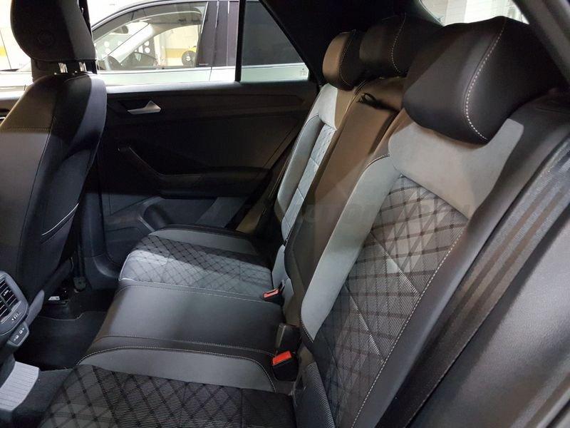 Volkswagen T-Roc I 2022 2.0 tdi R-Line 115cv