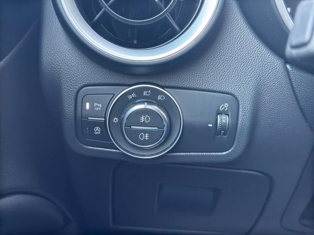 Alfa Romeo Stelvio 2.2 t Business rwd 160cv auto Con NAVIGATORE