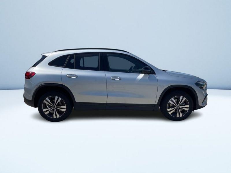 Mercedes-Benz GLA 200 Automatic Advanced Plus Progressive