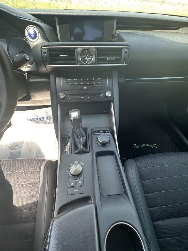 LEXUS IS 220d IS Hybrid Executive