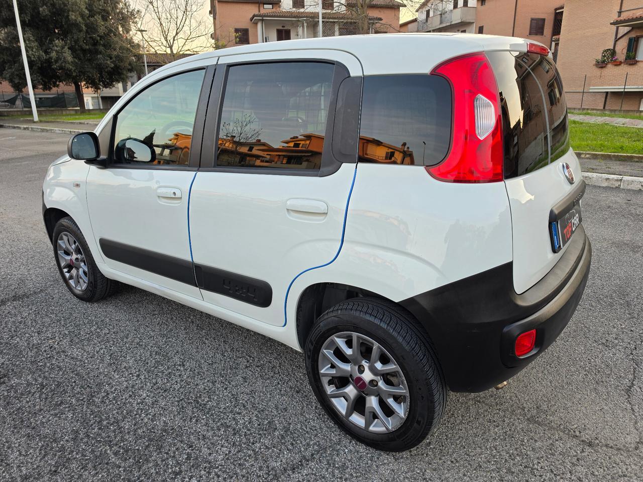 Fiat Panda 1.3 MJT 80 CV S&S 4x4 AUTOCARRO