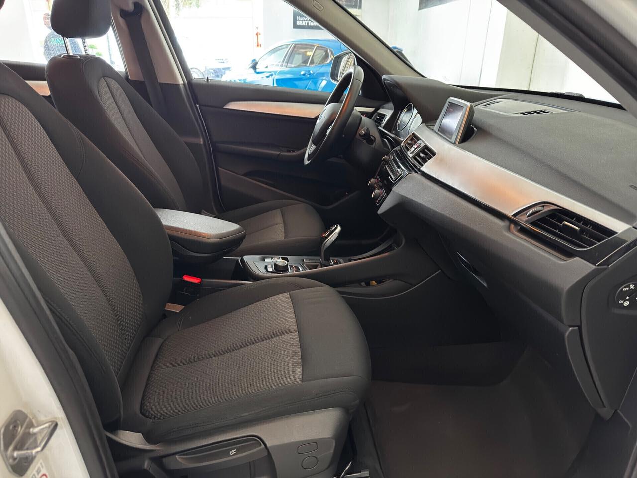 Bmw X1 sDrive16d xLine Auto