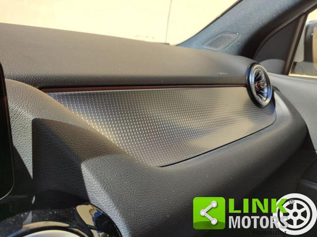 MERCEDES-BENZ GLA 200 d Automatic Sport