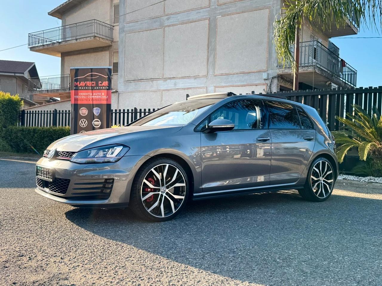 Volkswagen Golf GTI Golf GTI Performance 2.0 TSI DSG 5p. BlueMotion Technology