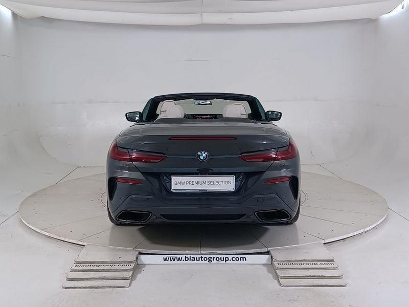 BMW Serie 8 G14 2018 Cabrio Diesel 840d Cabrio mhev 48V xdrive Individual Composition