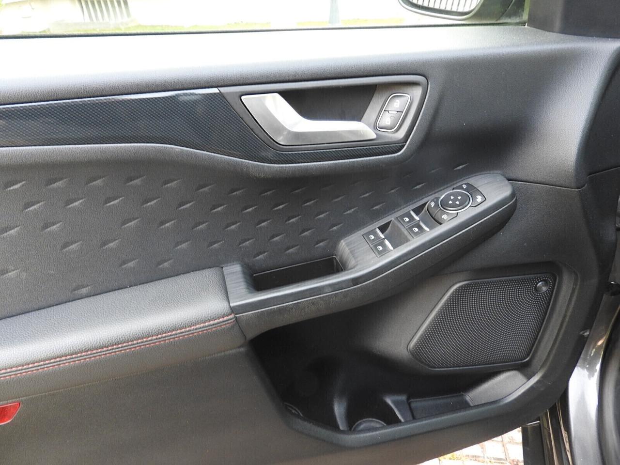 Ford KUGA 2.0 DIESEL/Hybrid ST-Line