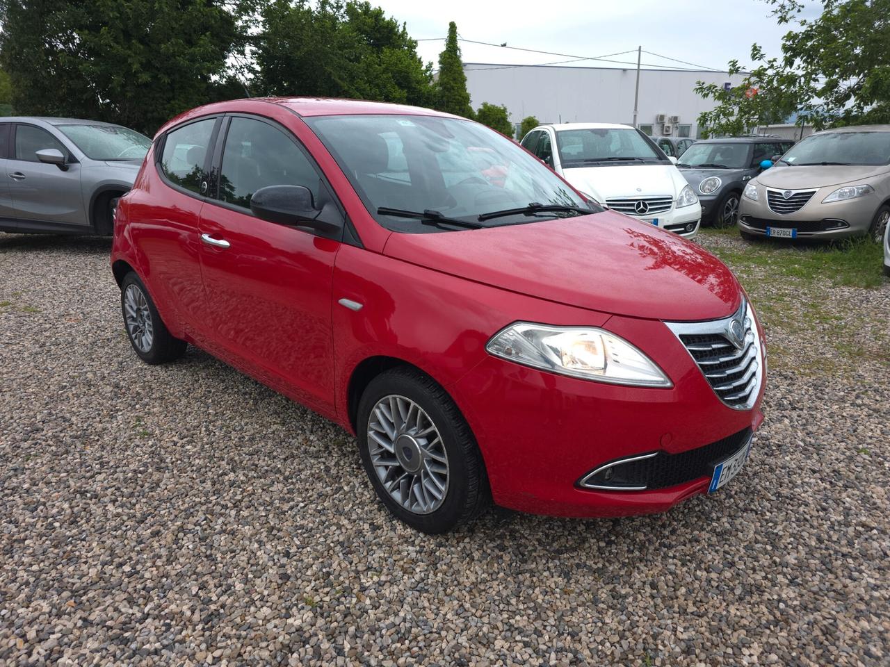Lancia Ypsilon 1.2 69 CV 5 porte GPL Ecochic Gold