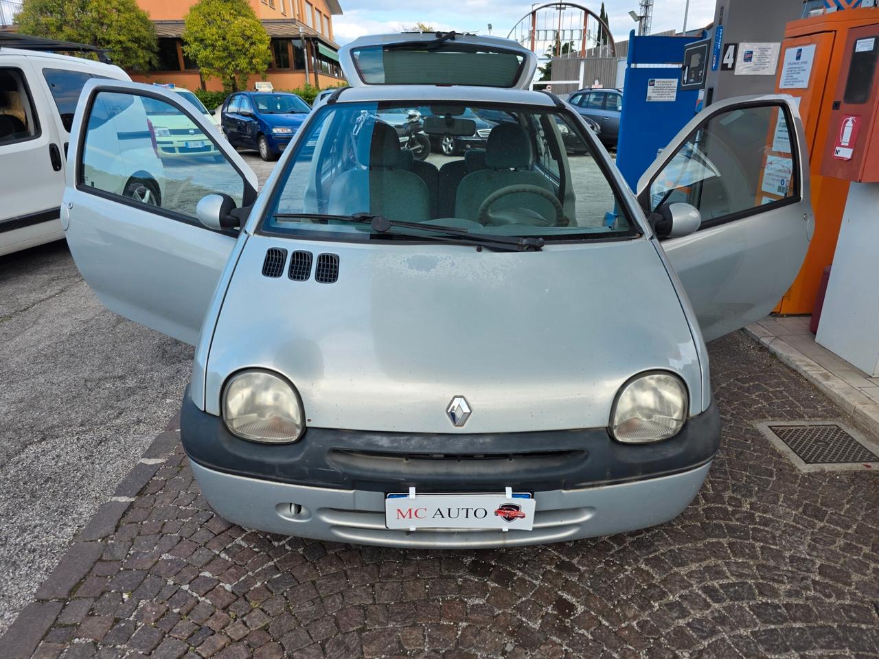 Renault Twingo 1.2i catbcon 254.000km Clima Abs Servosterzo
