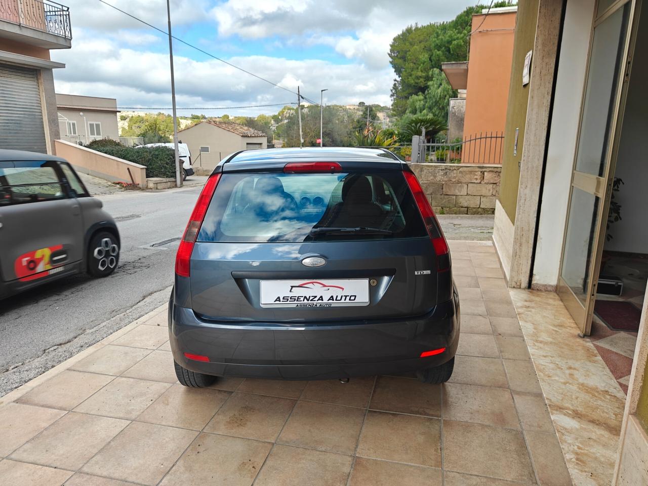 Ford Fiesta 1.4 TDCi 3p Ghia