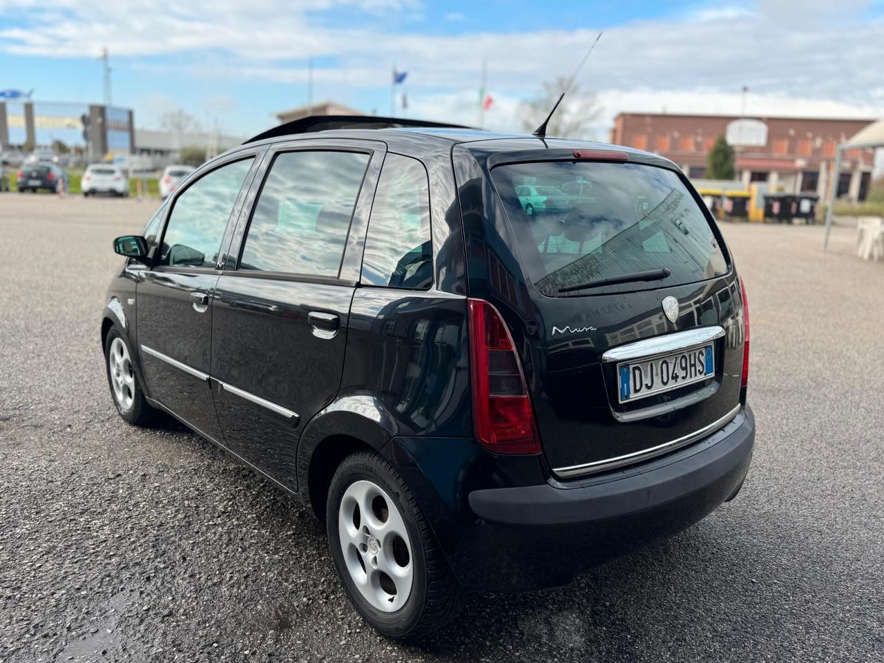 Lancia MUSA 1.4 16V Platino Plus