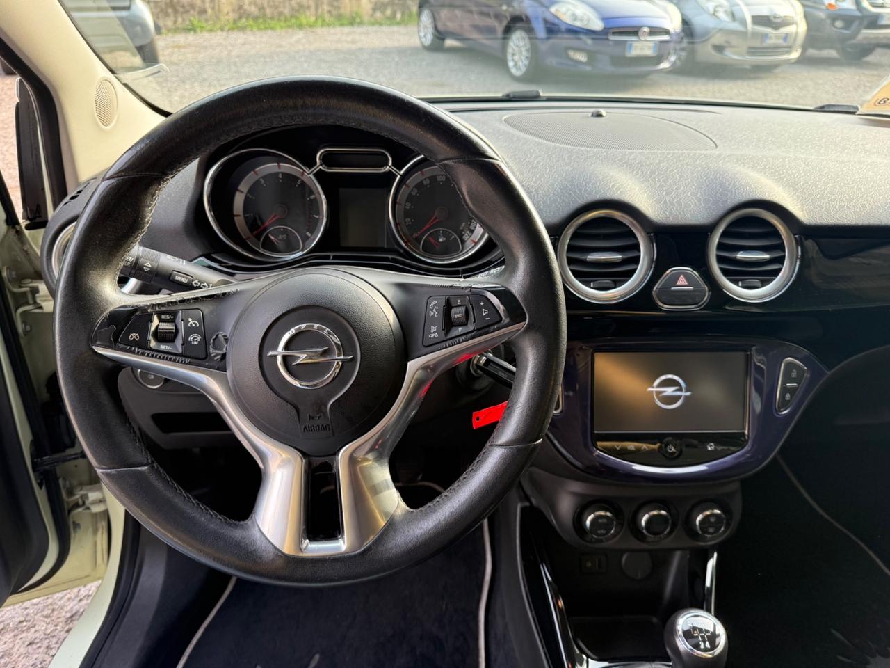 Opel Adam 1.2 70 CV White/Black Link