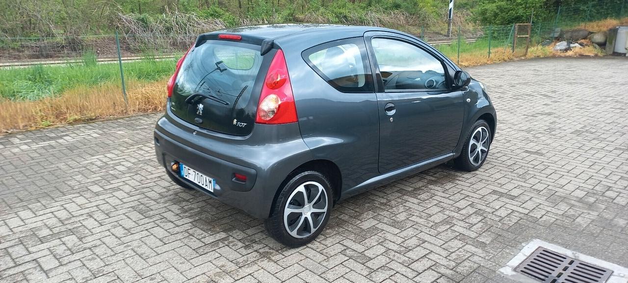Peugeot 107 1.0 68CV 3p. Desir