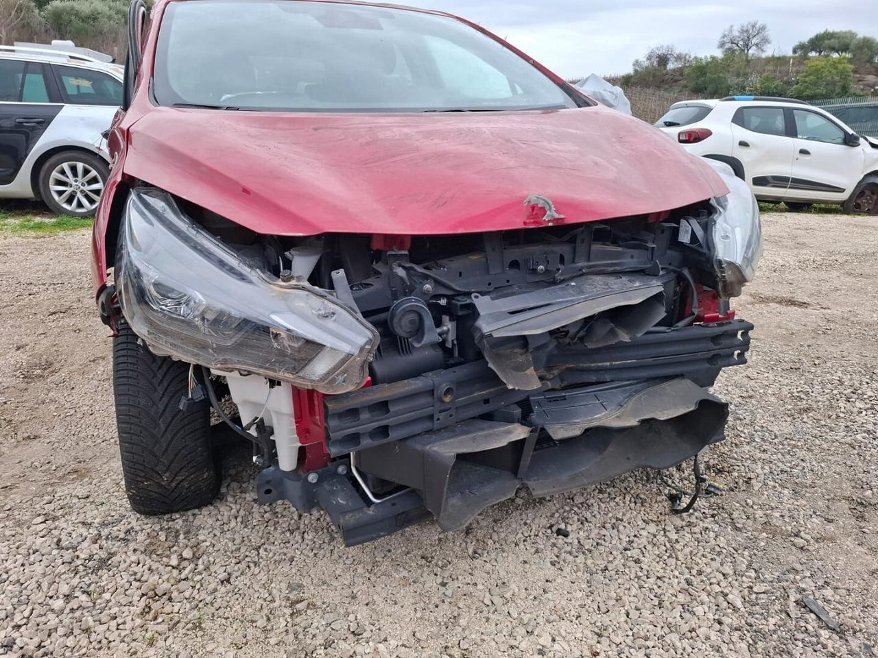 NISSAN MICRA 2023 30.000 KM 1.0 BENZINA