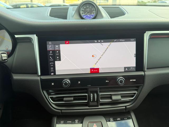 PORSCHE Macan 2.0 T