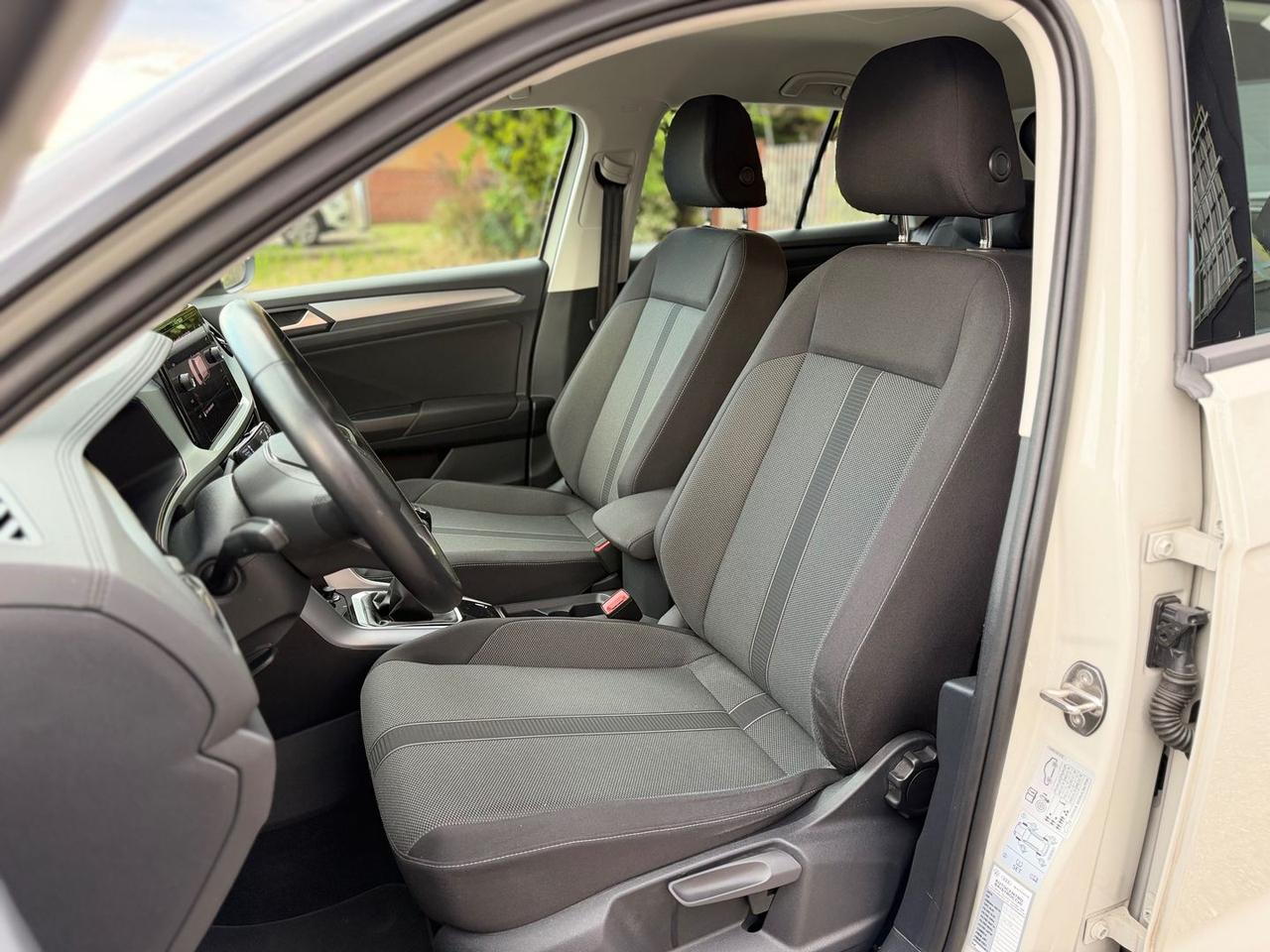 Volkswagen T-Roc Life 1.0 TSI #10898