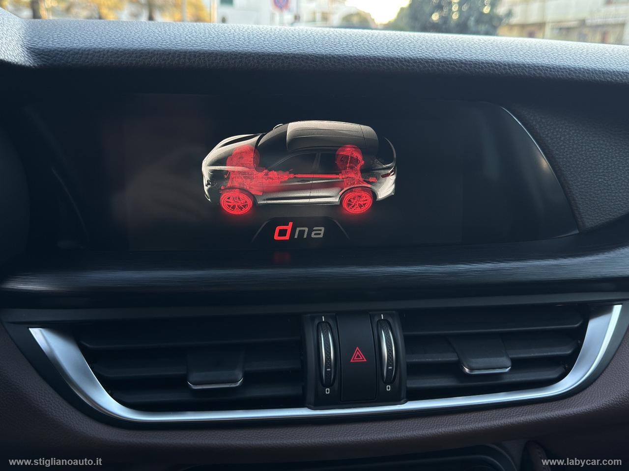 ALFA ROMEO Stelvio 2.2 T.diesel 210 CV AT8 Q4 Exec.