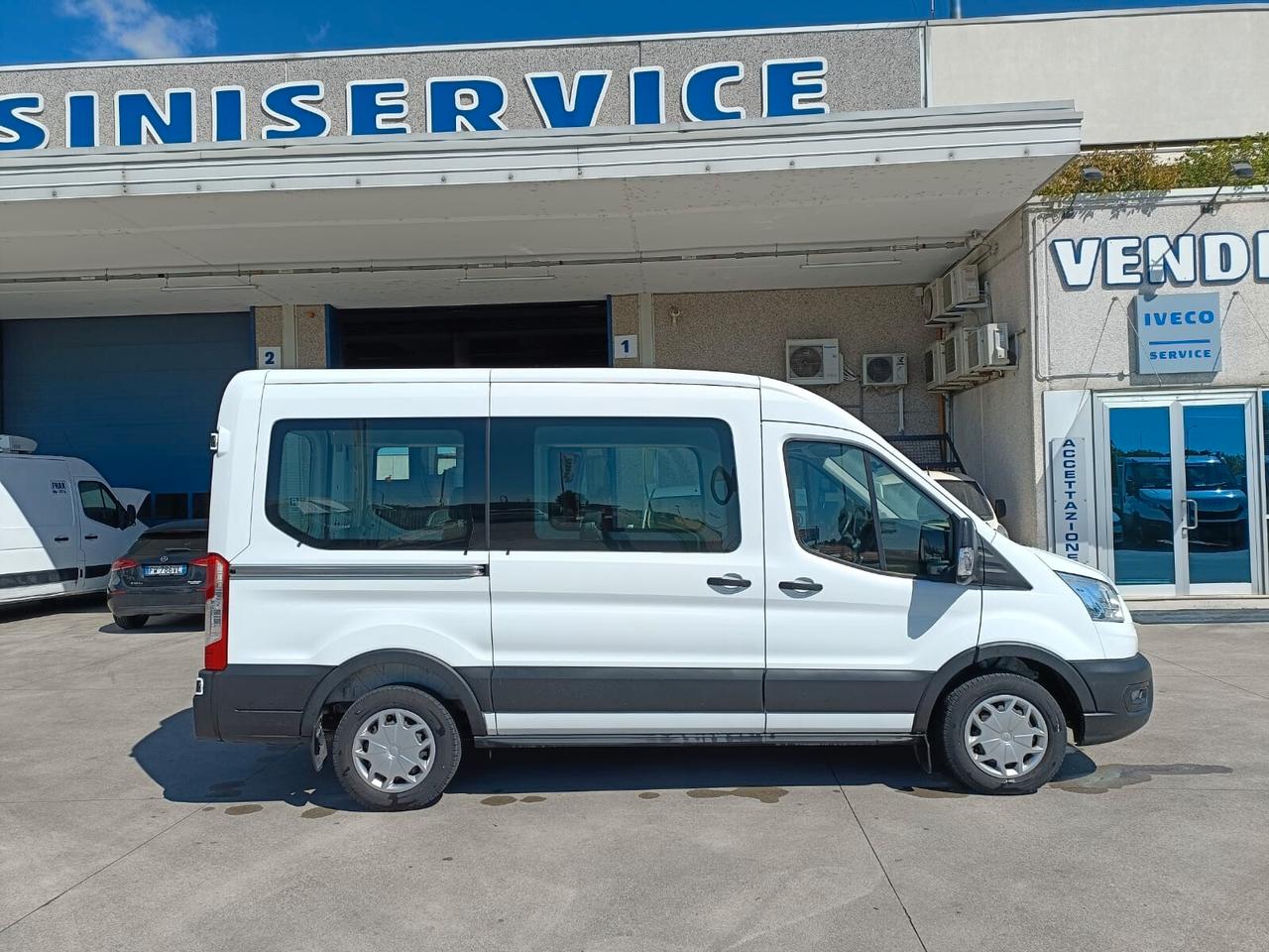 Ford Transit PULMINO 9 POSTI CAMBIO AUTOMATICO 9 POSTI L2H2 TREND